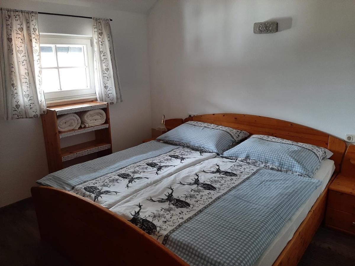 Ferienwohnung Holzer Payerbach Esterno foto